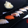 Nordisk Nigiri.. Pilgrimsmussla.. Lax.. Kungsfisk.. Hällefisk.. Kummel.. Bleka.. och Gös..