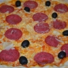 Salami pizza