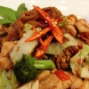 3. Phad Khi Mou*** ผัดขี้เมา
Wokade risnudlar, grönsaker, Chili, Svart soja, ostronsås, thai basilika, soja, ägg