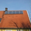 April was een topmaand. Veel zon en de hoge opbrengst van onze zonnepanelen van vorig jaar april zelfs overtroffen. Dus kon er weer veel gewassen en gestreken worden op deze gratis energie (is natuurlijk niet zo, maar voelt wel zo!). Op de foto 5 van de 1