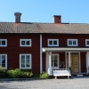 Här är Prästgårdens B&B, Vandrarhem. 5 sovrum(12 sängar),matsal,kök,sällskapsrum,2 st toa med dusch.