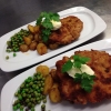 Dagens lunch idag
Schnitzel med stekt potatis & citrussmör