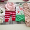 Baby set om 9 delar allt i bästa skick stl 56 //  Endast 150 kr !! 2 nya kortärmade body, randig mössa, omlottröja samt randig byxa, pyjamas, 2 långärms-body o en jättesöt  mössa...OBS Vita bodyn o blågrön-randiga mössan sålda så sänker priset på detta pa