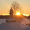 Godmorgon från ett krispigt kallt och snötäckt Mora. 
Gustaf Vasa och vi på Målkullan hälsar dig välkommen!
Skidspåren är preppade och skridskobanan runt Saxviken är plogad. Gångavstånd till både skidspår och skridskobana 