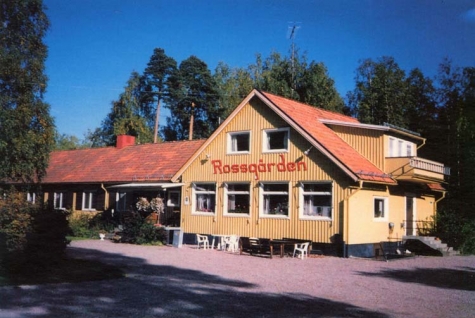 Rossgården Vandrarhem Logi